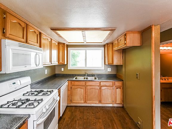 4th image of 204 Lime St Unit 7