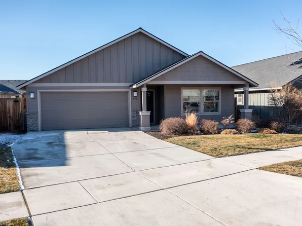 473 NW 30th St, Redmond, OR 97756