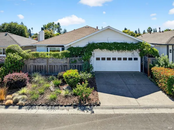 317 Mountain View Drive, Healdsburg, CA 95448