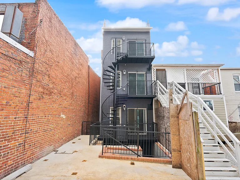 1138 Florida Ave NE #2 — Photo 38