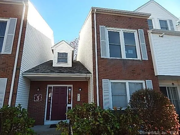 3 Concorde Way #B5, Windsor Locks, CT 06096