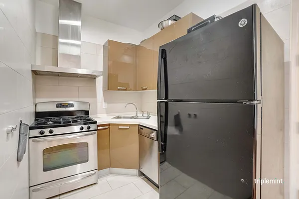 Rented by Triplemint | media 6