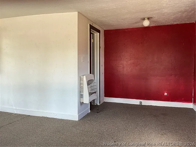 120 W Elwood Ave — Photo 16
