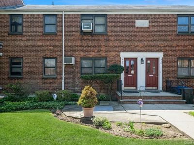 19-32 202nd Street Apt #1-179, Whitestone, NY, 11357