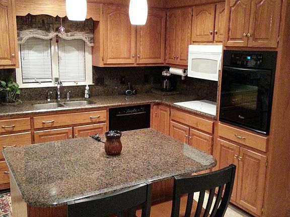 4th image of 504 Bellwood Ln