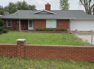 3520 River Oaks Dr, Kingsland, TX 78639