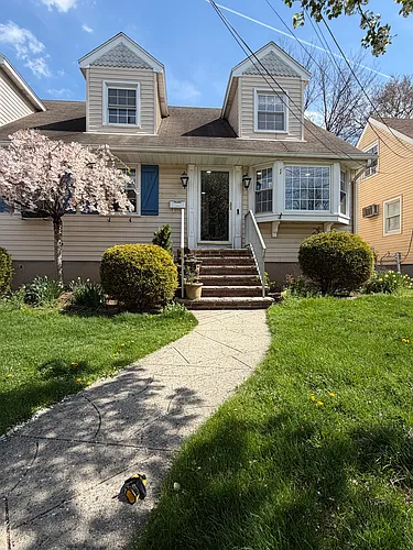 728 Irving Pl #2 Photo 1