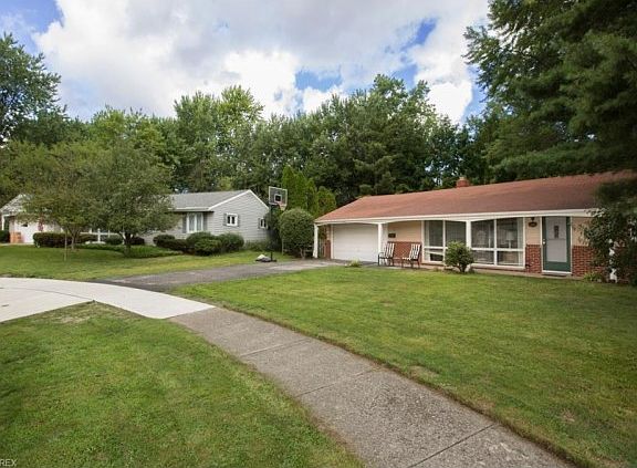 2nd image of 30110 Meadowlane Dr