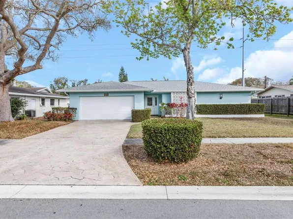 1468 Byram Dr, Clearwater, FL 33755