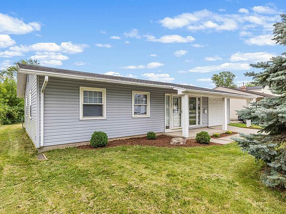 4th image of 6628 Redbud Dr