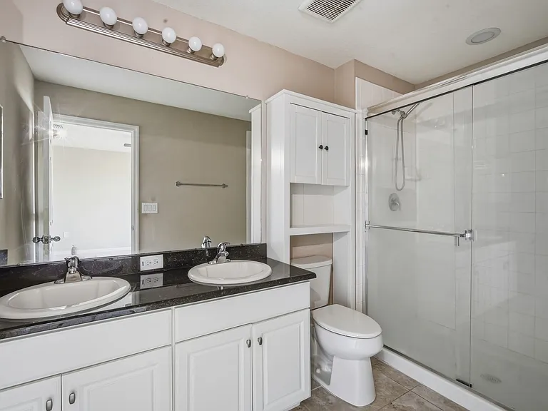 7031 Woodchase Glen Dr — Photo 20