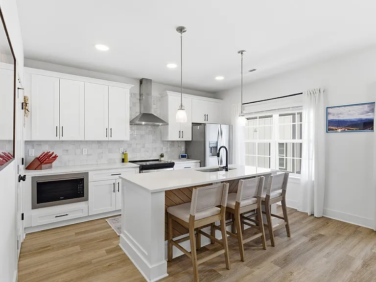 700 N Dupont Ave #311 — Photo 13