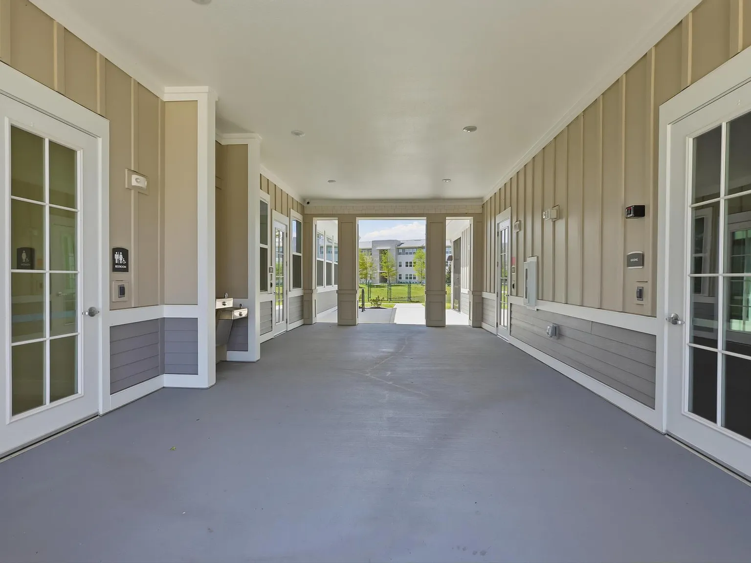 Barnett Villas — Photo 3
