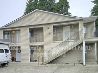 4505 100th St NE APT B12, Marysville, WA 98270