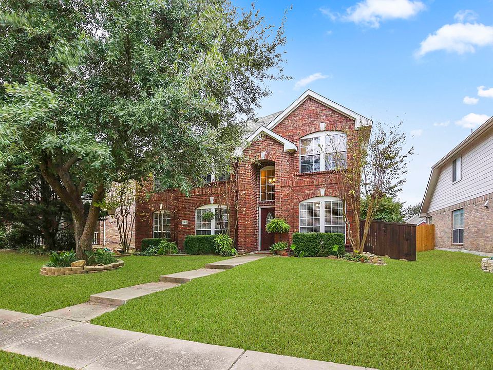 1st image of 2412 Deer Horn Dr