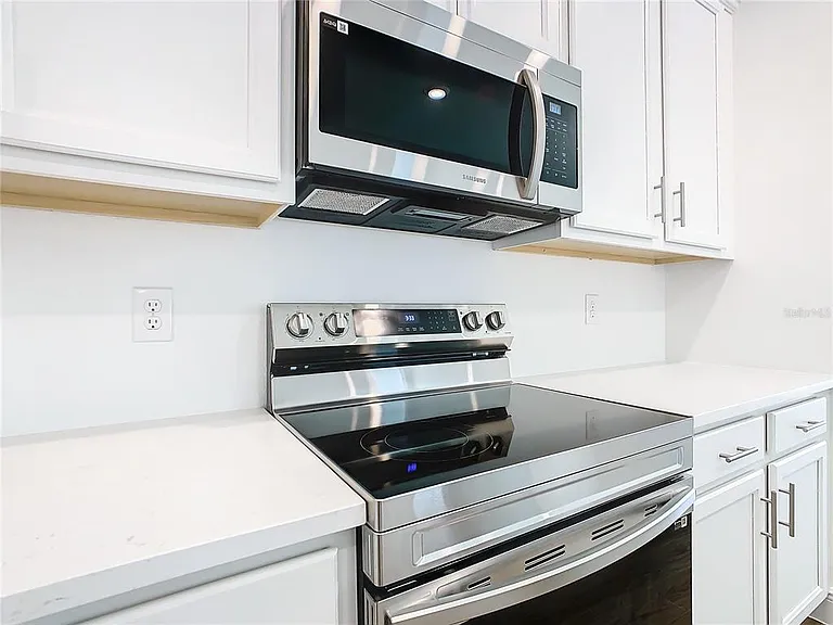 11165 Green Citron Aly — Photo 11