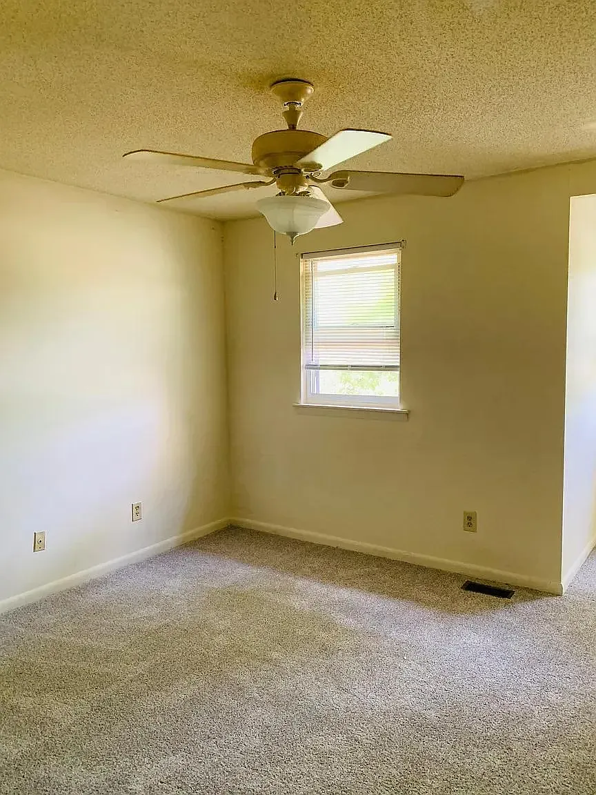 2 bed, 2.5 bath, 1248 sqft, $1,190 — Photo 4