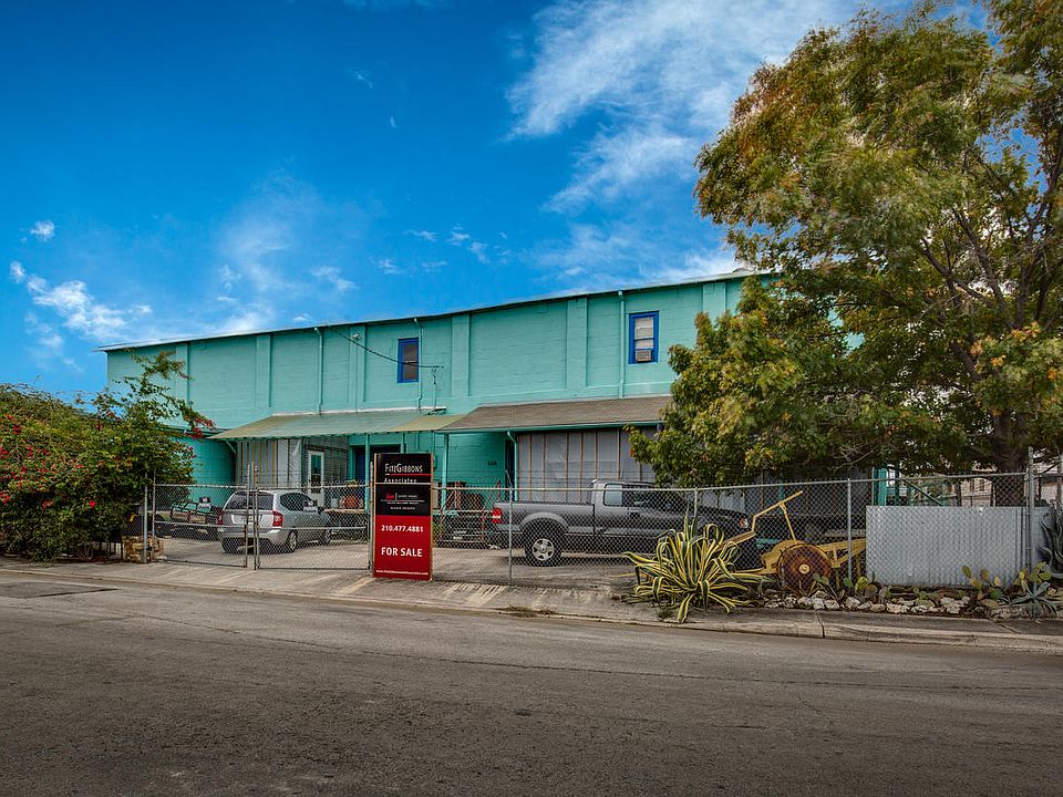 1st image of 526 San Fernando St