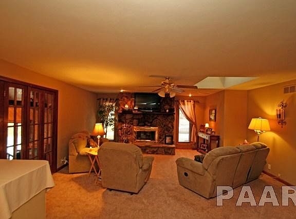 2nd image of 1004 E Brookview Ln