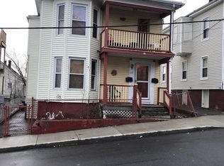 22 Grove St, Haverhill, MA 01832