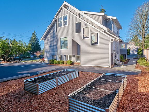 2nd image of 12552 Phinney Ave N #4
