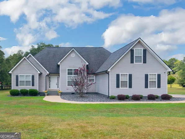 420 Colvin Dr, Locust Grove, GA 30248