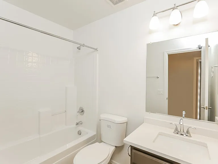 21861 W Mohave St — Photo 15