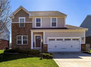 1657 Summit Creek Dr, Centerville, OH 45458