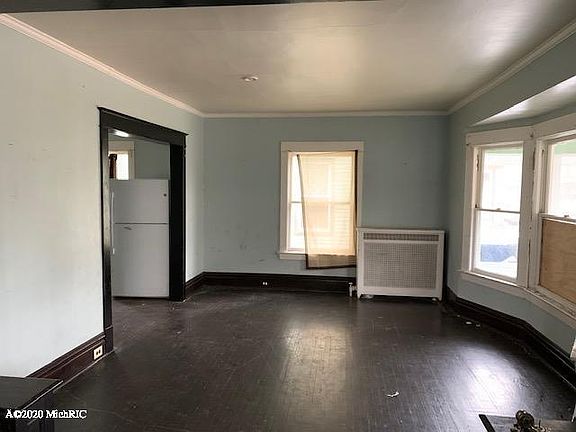 5th image of 1159 Jefferson Ave SE