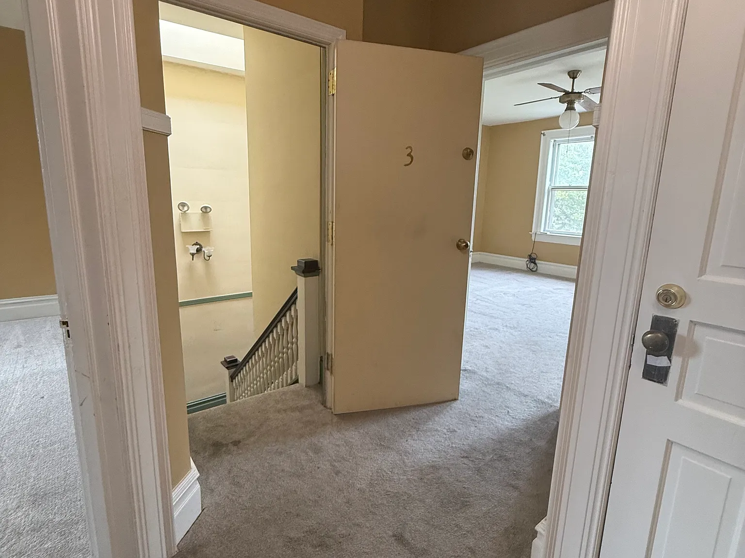 2 bed, 760 sqft, $1,550 — Photo 3