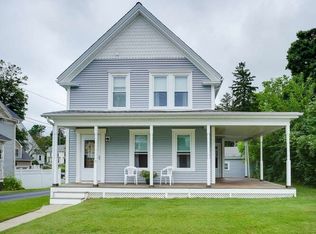 73 Crescent St, Franklin, MA 02038