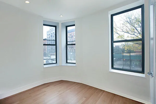 Rented by Bohemia Realty Group | media 22