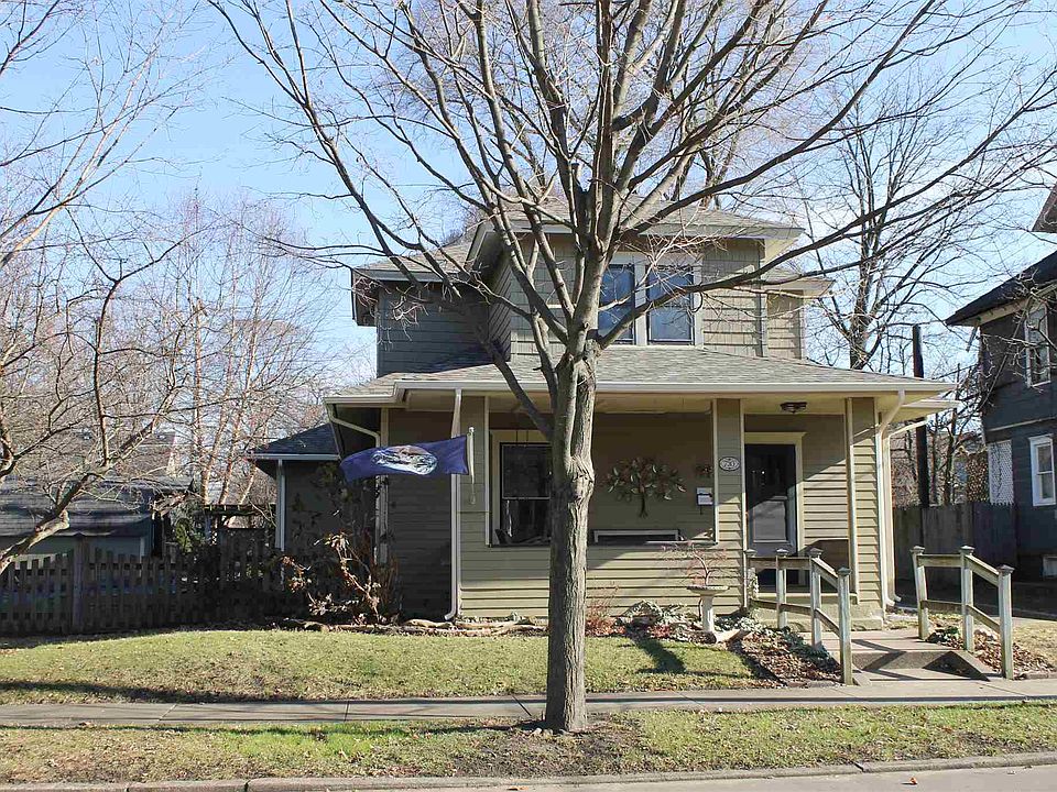 1st image of 730 Cottage Grove Ave