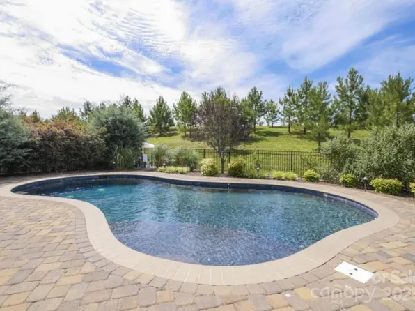 6006 Magna Ln, Indian Trail, NC 28079