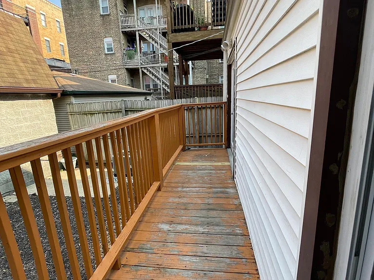 4711 N Artesian Ave #1R — Photo 3