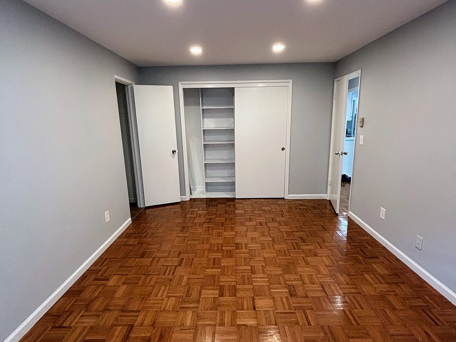 2 bed, 1023 sqft, $2,450 — Photo 2