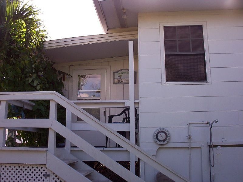 1st image of 2881 Seaview St