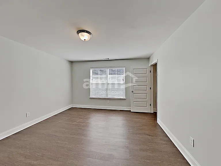 5502 Central Grove Sq — Photo 9