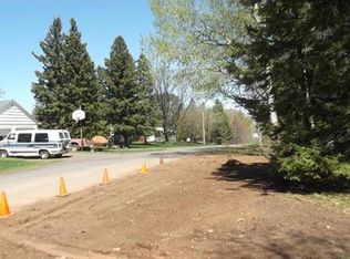 1040 Berwick Ct, Duluth, MN 55811