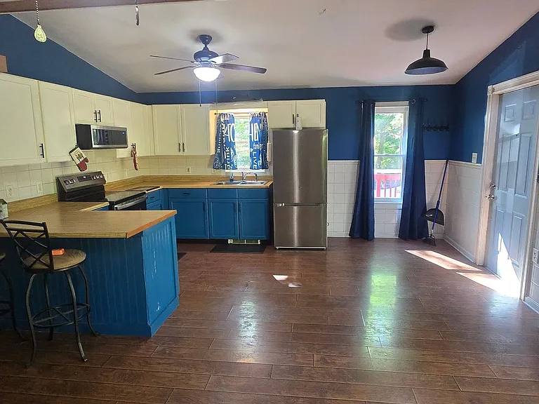 3765 Route 715 — Photo 3