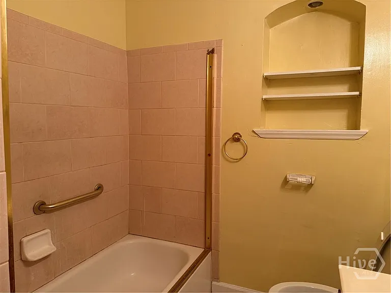 1908 Vassar St — Photo 11