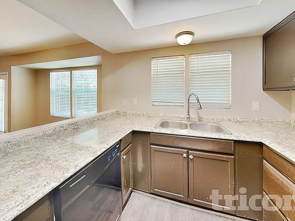 5th image of 6227 Ridge Place St