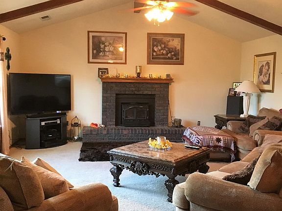 3rd image of 17674 Avenue 278