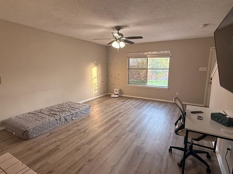 4329 Apple Dr — Photo 5