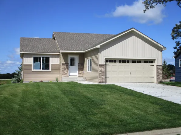 864 Poplar Dr SE, Kimball, MN 55353