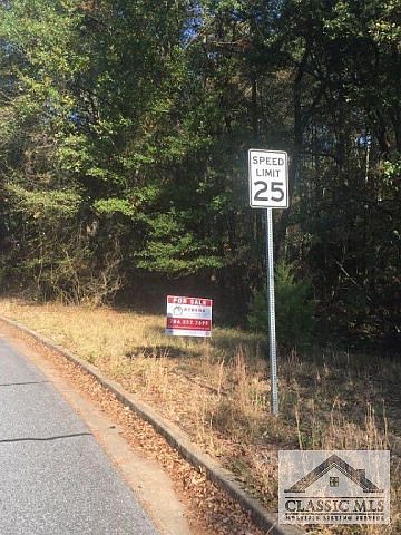 2nd image of 203 Hampton Park Dr