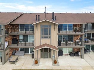 8125 Lake Shore Dr APT 6, Cedar Lake, IN