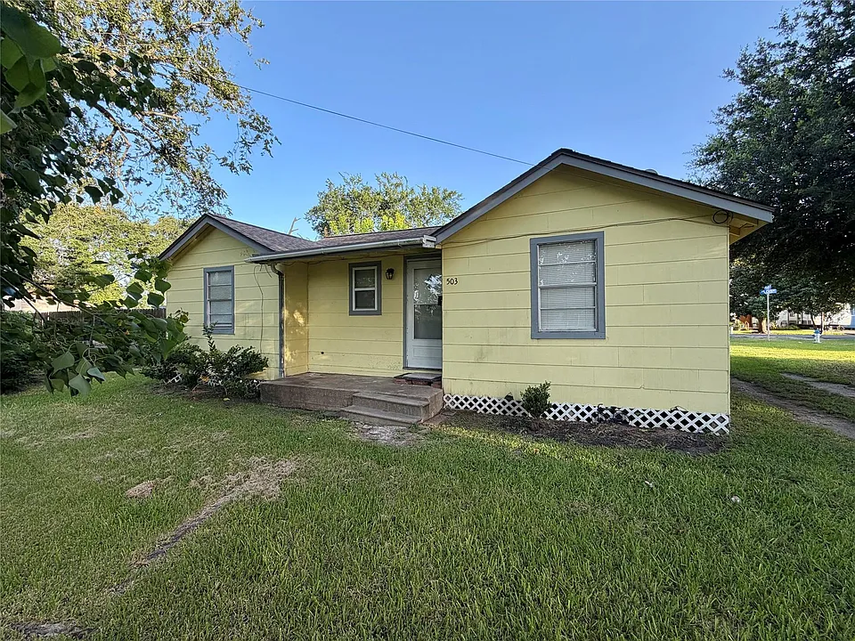 503 McKee St