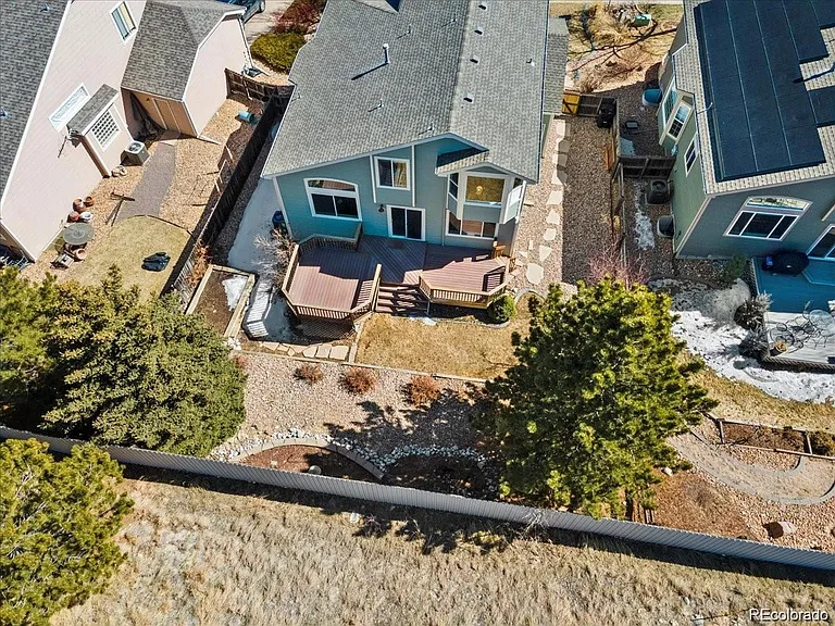 1256 Berganot Trl — Photo 24