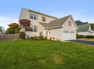 25 Shawnee Trl, Burlington, NJ 08016